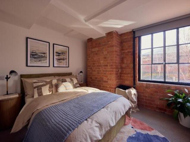 Studio for rent in Haddon, East Midlands