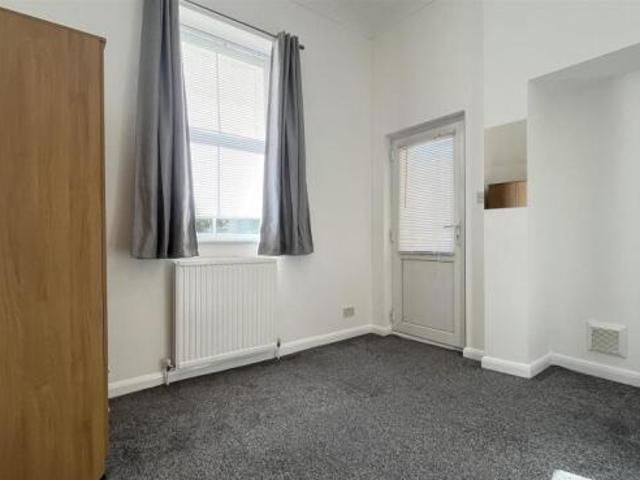 Studio for rent in Carshalton Beeches, Greater London