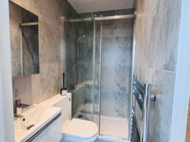 Studio for rent in Spring Park, Luton