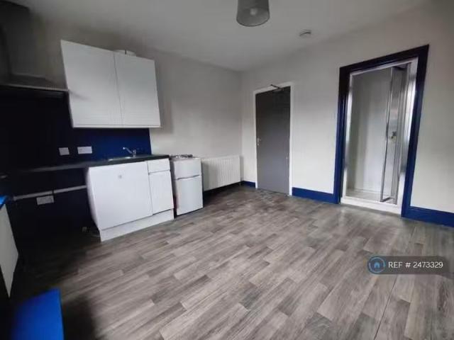 House for rent in Throop, Bournemouth
