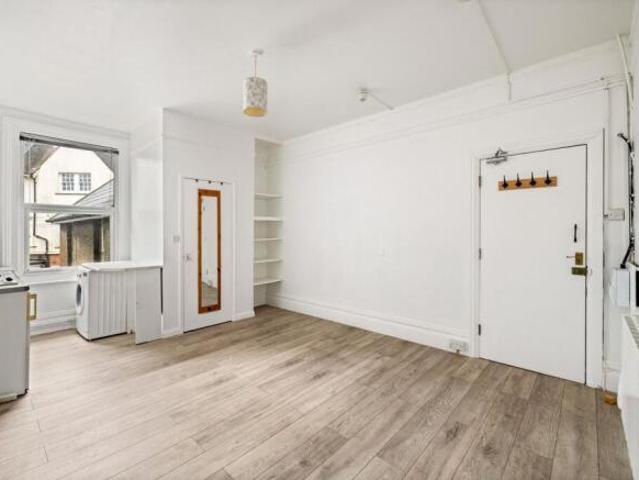 Studio for rent in Folkestone