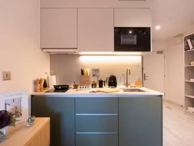 House for rent in Kingston Upon Thames, Greater London