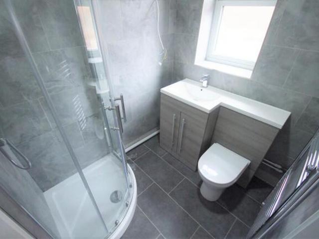 Studio for rent in Ball Hill, West Midlands