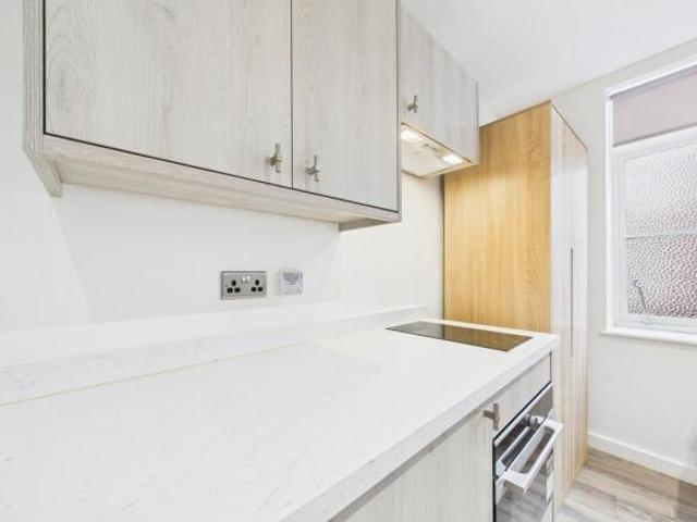 Studio for rent in City Centre, Feckenham