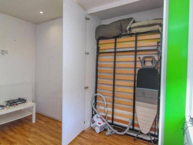 Studio for rent in Roath, Cardiff