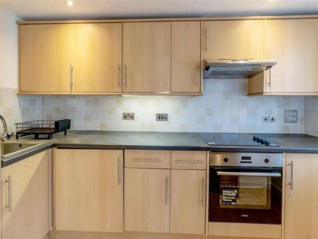 Studio for rent in Greenbank, Mount Wise