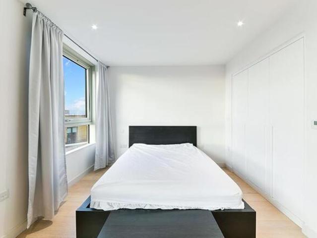 Flat for rent in Cat Hill