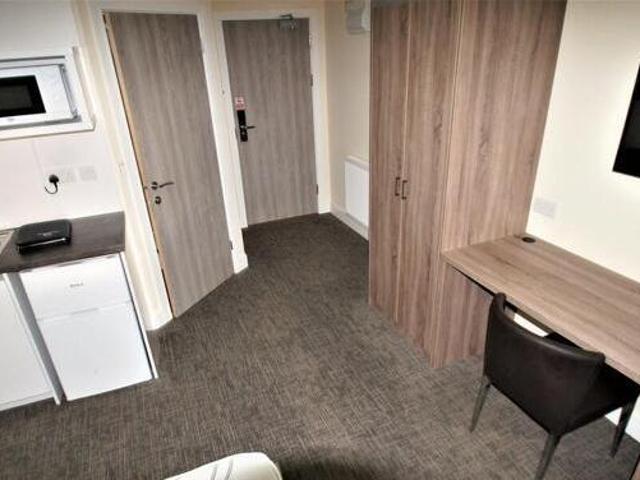 House for rent in Ball Hill District Centre, Coventry