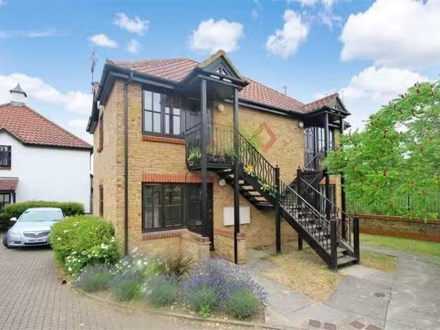 House for rent in Southdown, St Albans