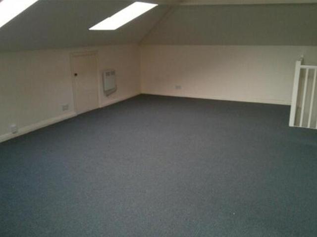 House for rent in Surrey