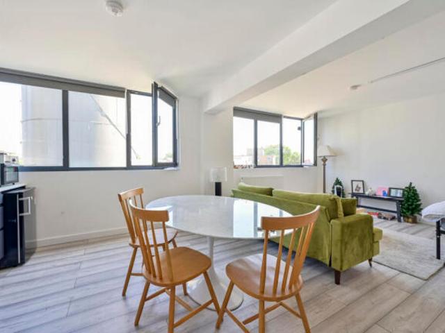 Studio for rent in Wimbledon, Greater London