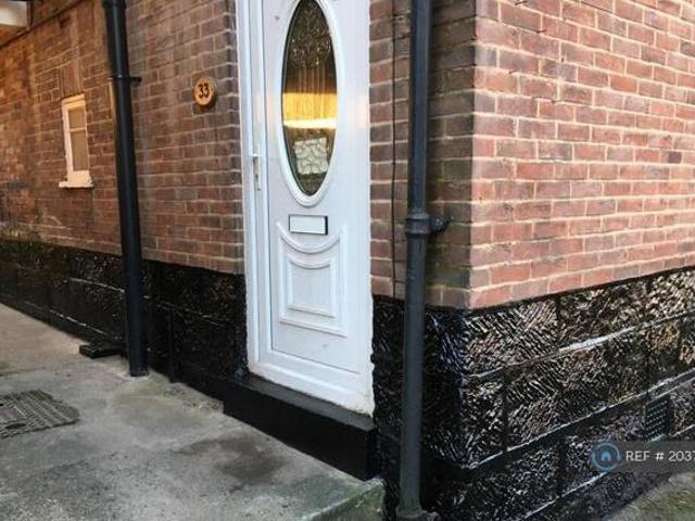 House for rent in Derby, East Midlands