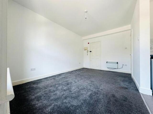 Studio for rent in Cat Hill