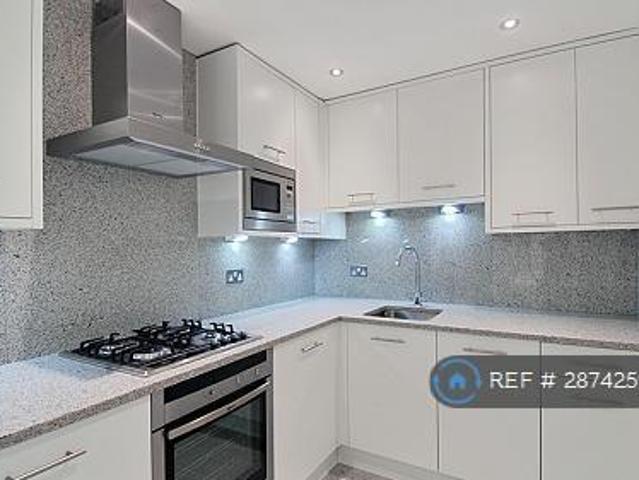Studio for rent in Cat Hill