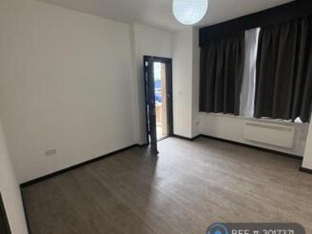 Studio for rent in Cat Hill