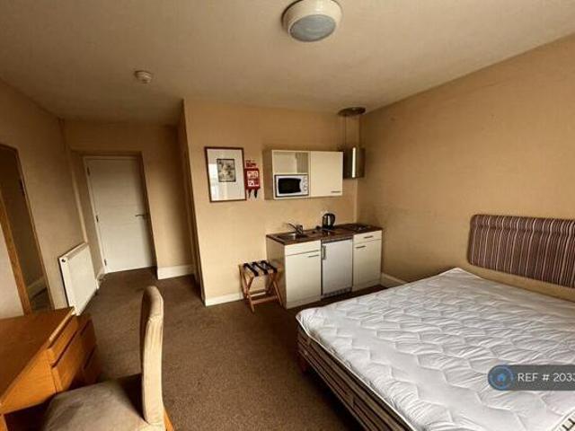 House for rent in Lyons, Greater London