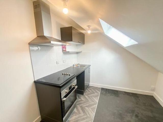 House for rent in Lyons, Greater London