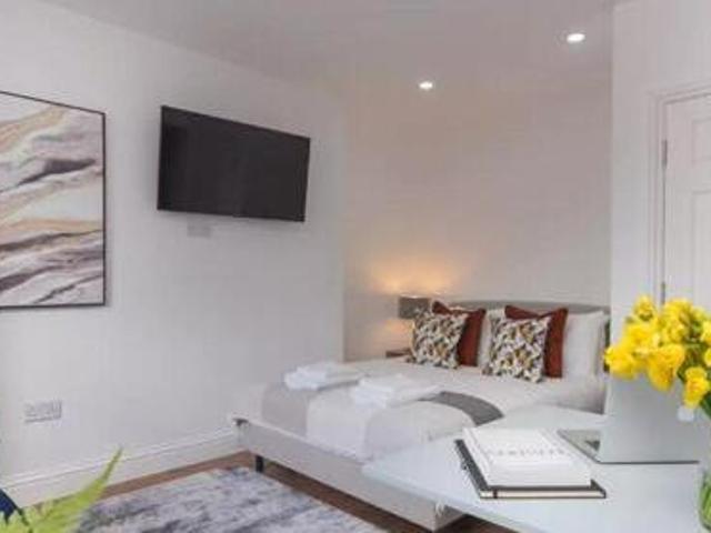 House for rent in Lyons, Greater London