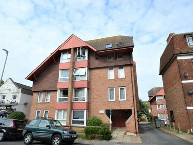 House for rent in Roselands, Eastbourne