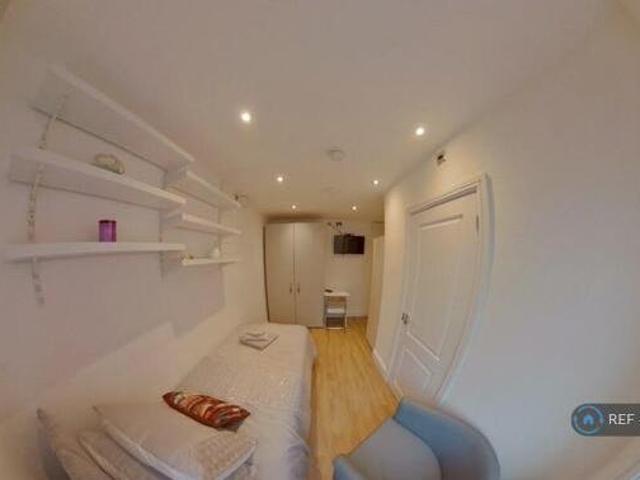 House for rent in Roselands, Eastbourne
