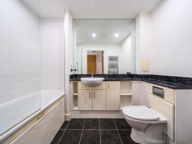 Flat for rent in Greater London