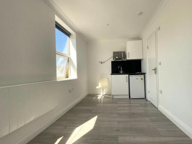 Studio for rent in Catford, Greater London