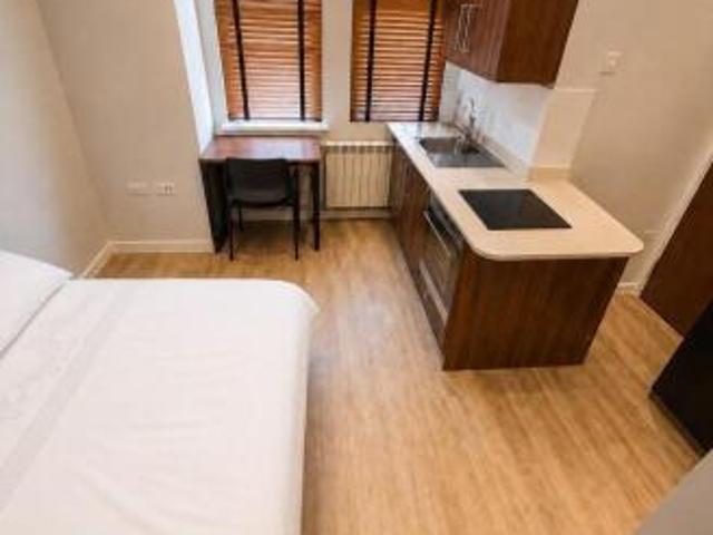 Studio for rent in Cat Hill