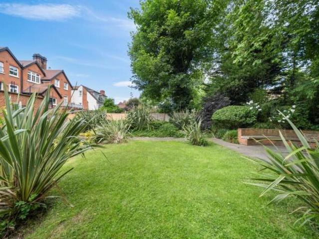 Studio for rent in Finchley, Greater London