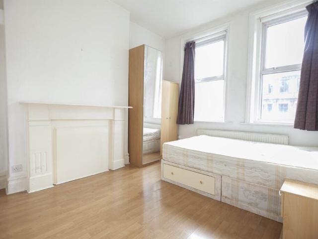 Studio for rent in Finchley