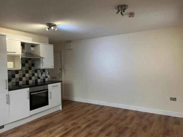 Studio for rent in Five Acres, Hertfordshire