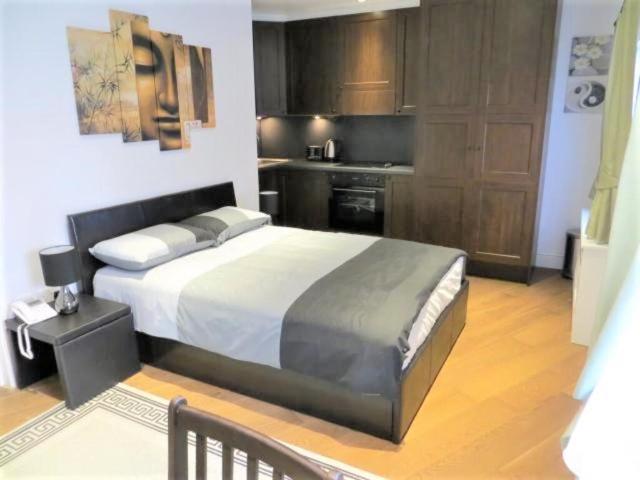 Studio for rent in Hammersmith
