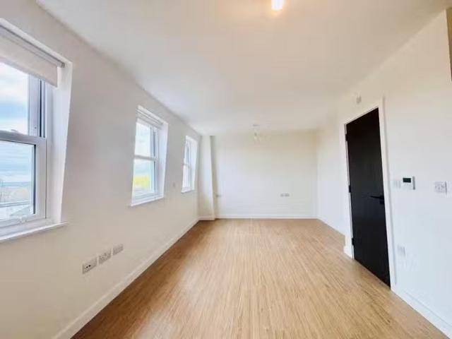 House for rent in Enfield, Greater London