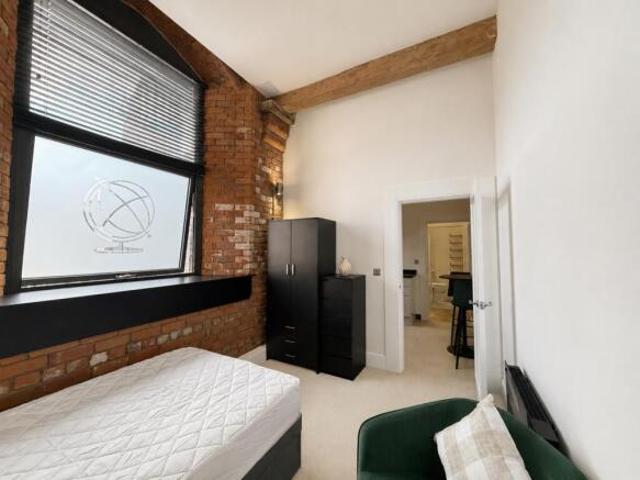 Studio for rent in Southall, Greater London