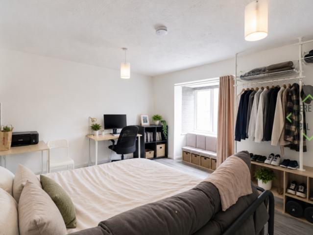 Property for rent in Palmers Green, Greater London