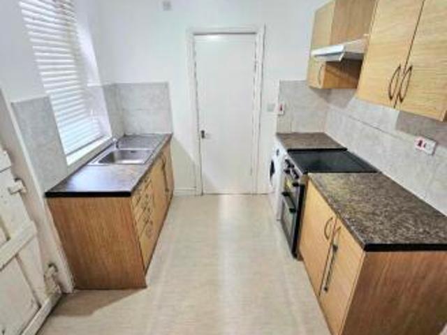 Flat for rent in Reddish, Stockport
