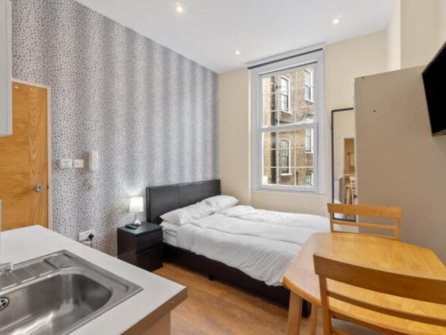 Studio for rent in Buckinghamshire