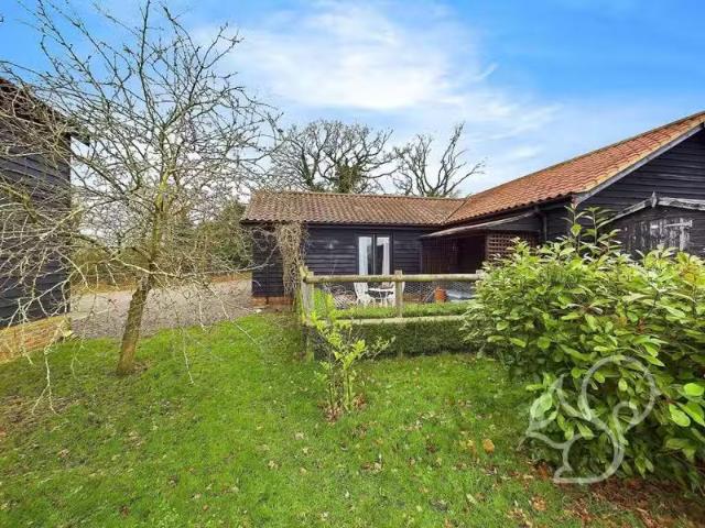 House for rent in Chelmondiston, Suffolk