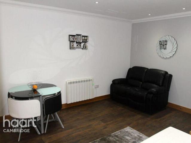 Studio for rent in Chesterton, Arbury
