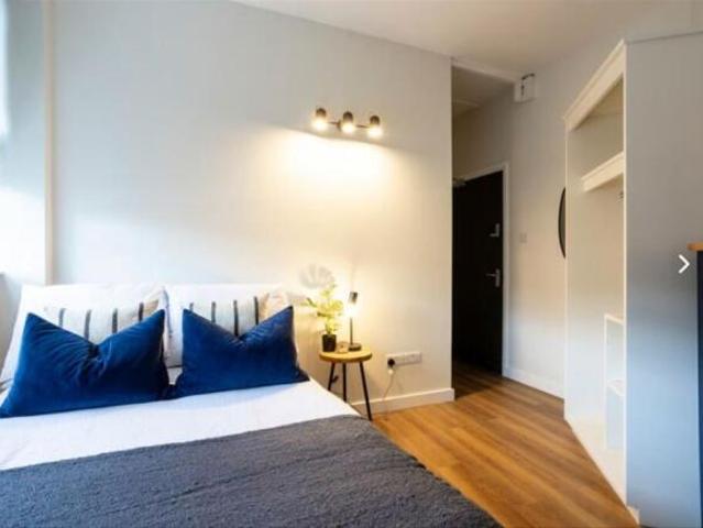 Flat for rent in Twickenham, Greater London
