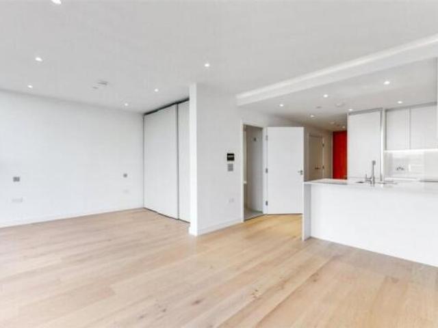 Flat for rent in Cat Hill