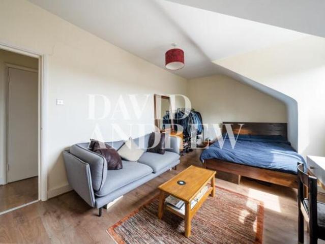 Studio for rent in Cat Hill