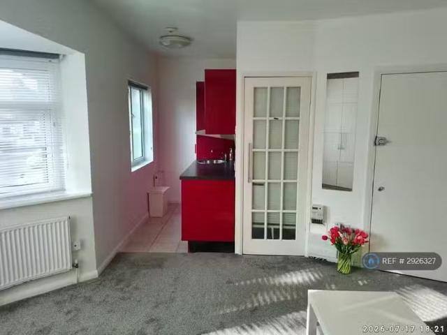 House for rent in Lane, Greater London