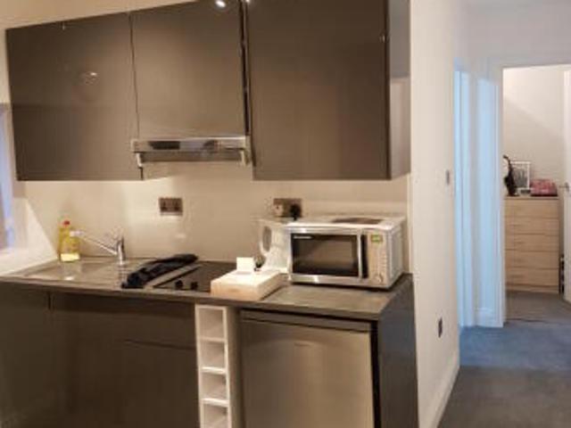 Studio for rent in Cat Hill