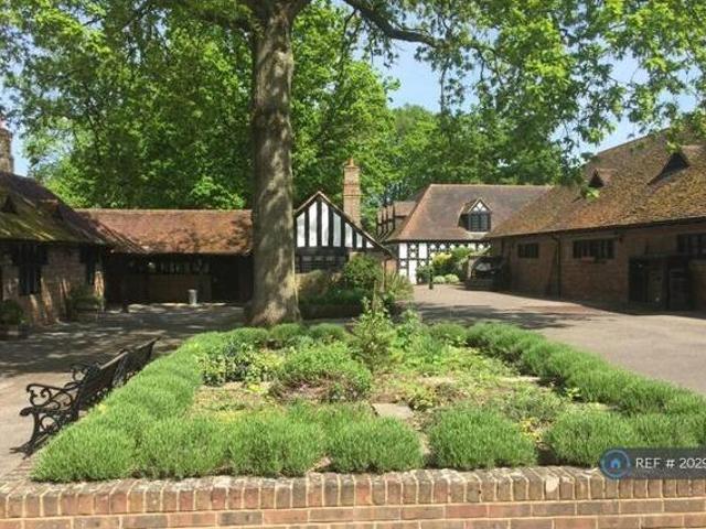 House for rent in Lyons, Greater London