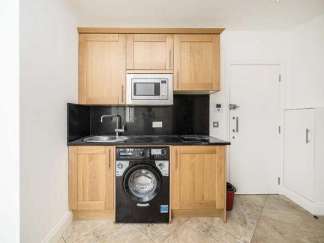 Studio for rent in Acton, Greater London