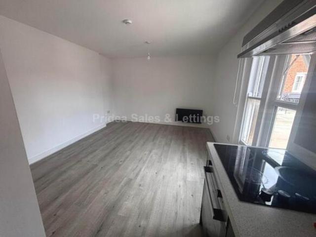 Studio for rent in New Boultham, Brayford
