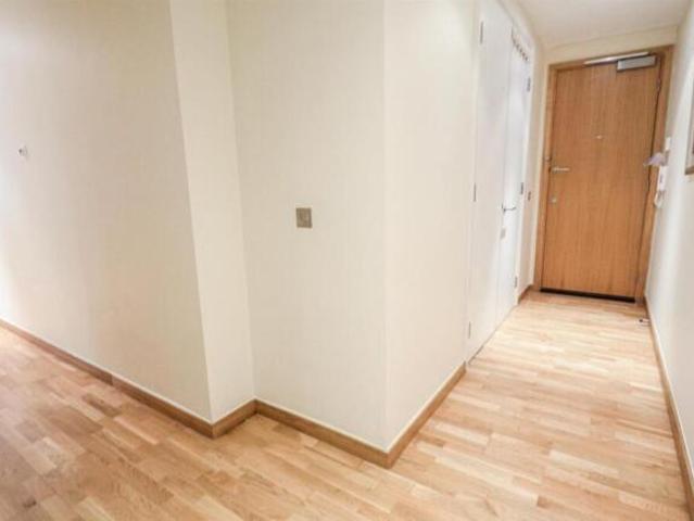 Flat for rent in Cat Hill
