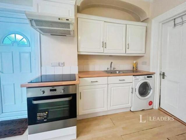 Flat for rent in Barton Stacey, Hampshire