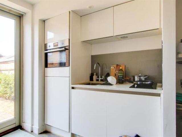 Studio for rent in Chesterton, Arbury