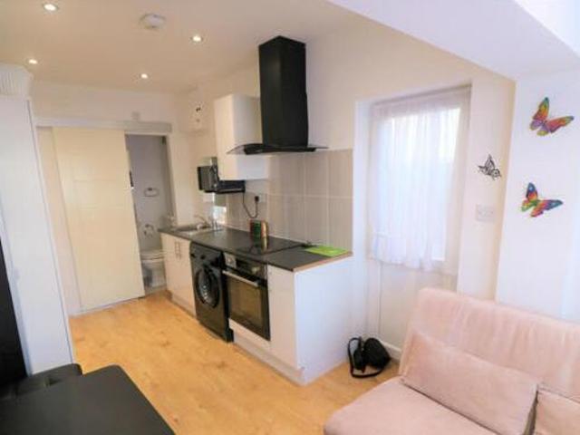 House for rent in Lyons, Greater London
